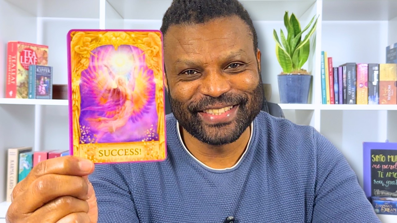 💜 O QUE ESTÁ POR VIR NA SUA VIDA AMOROSA? Tarot & Oráculos