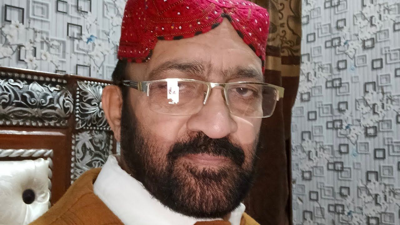Shujat Abbas Hamza Rajanpur is live!Warm & Sweet Discussions with Lovely Friends.