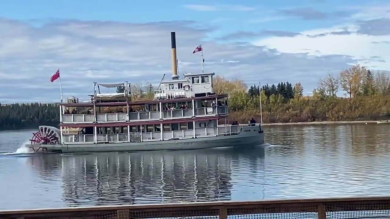 SS Moyie passing.