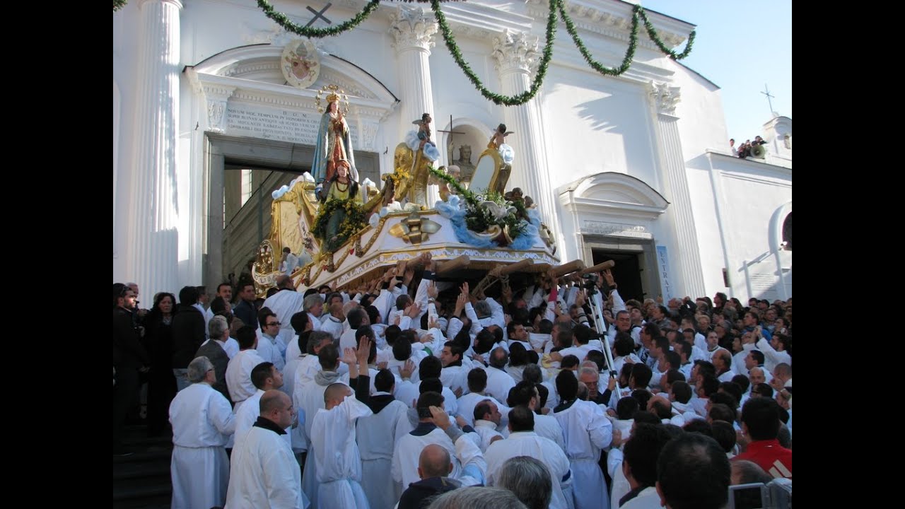 Uscita del Carro dell' Immacolata 2015