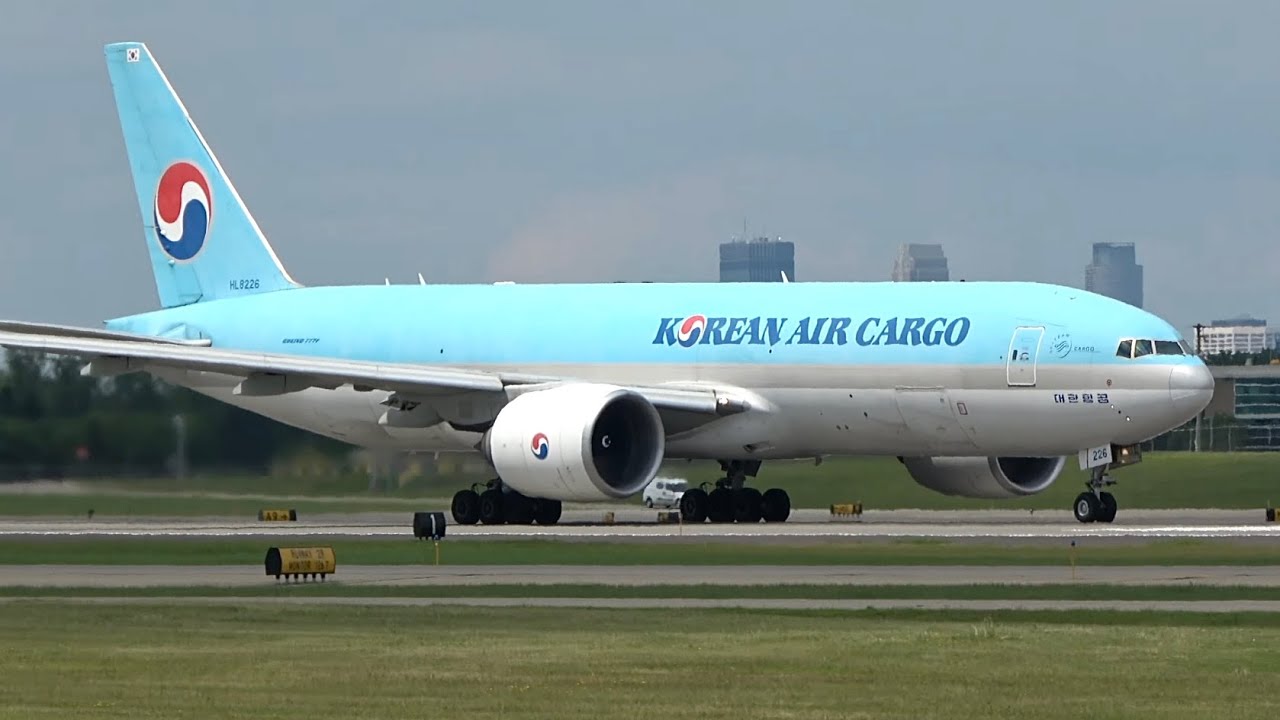 Визг GE-90 | Взлет грузового самолета Korean Air Cargo 777 | MSP