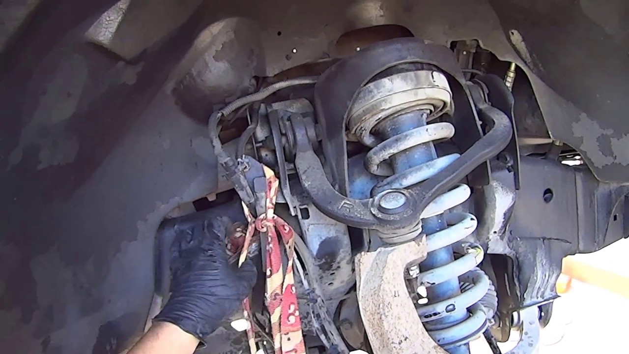 Установка комплекта выравнивания передней подвески Ford F-150 2004–2008 гг.