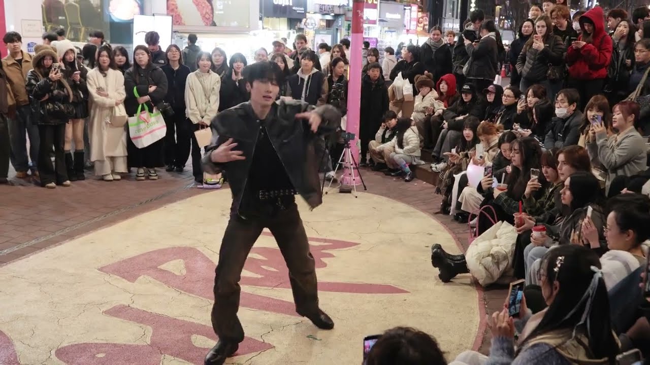 KPOP&JHKTV 4k]Mocean in hongdae kpopdance#ROAR#THE BOYZ#모션 찬욱홍대케이팝댄스#로아르