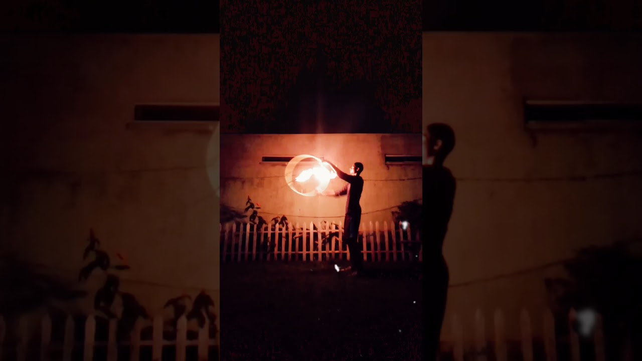 Experimentando bambol&ecirc; de fogo