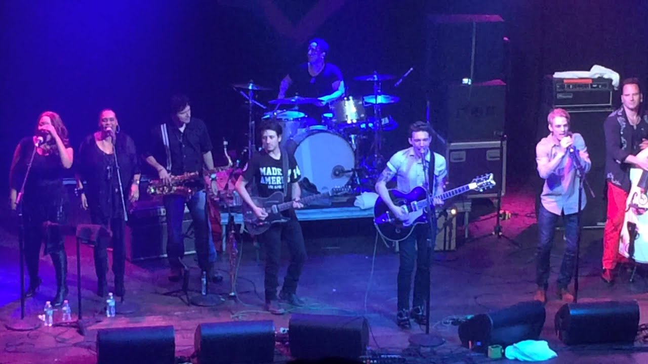 Drake Bell and Aaron Carter live at the House of Blues Anaheim performing I Want Candy