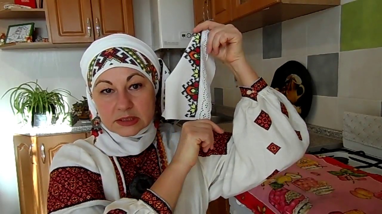 Пов'язуємо рушник, як українську намитку! 2 простих способи