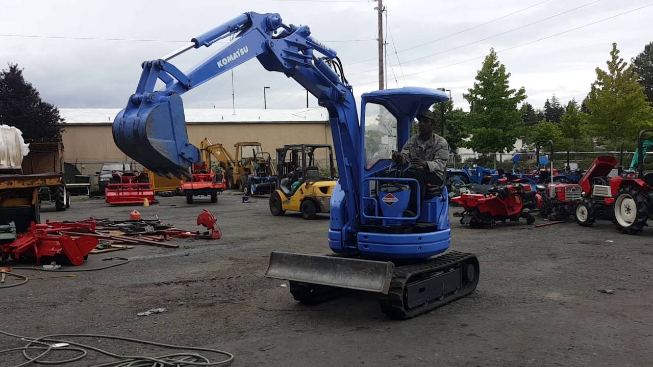 Komatsu PC12UU-2 excavator