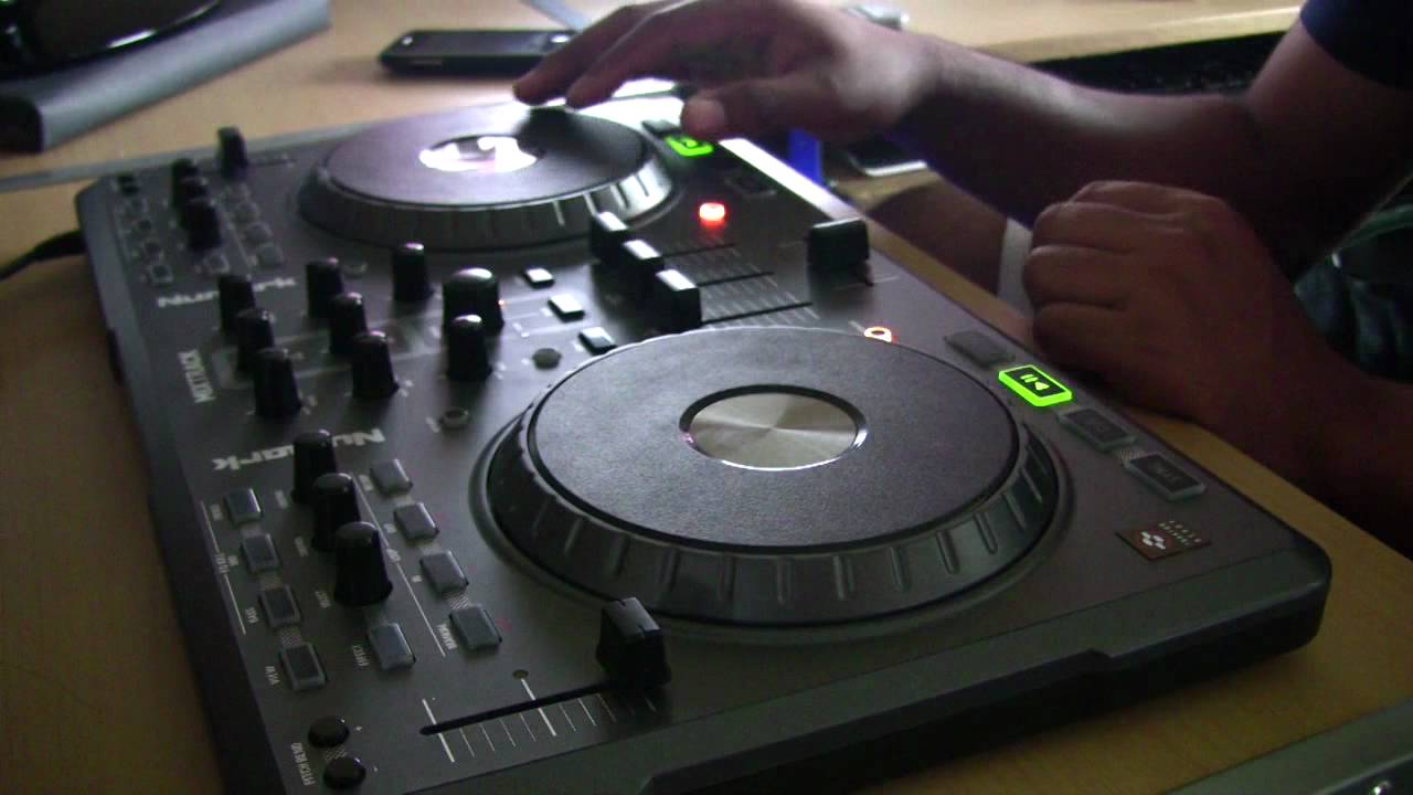 Numark Mixtrack DJ controller Unboxing and test