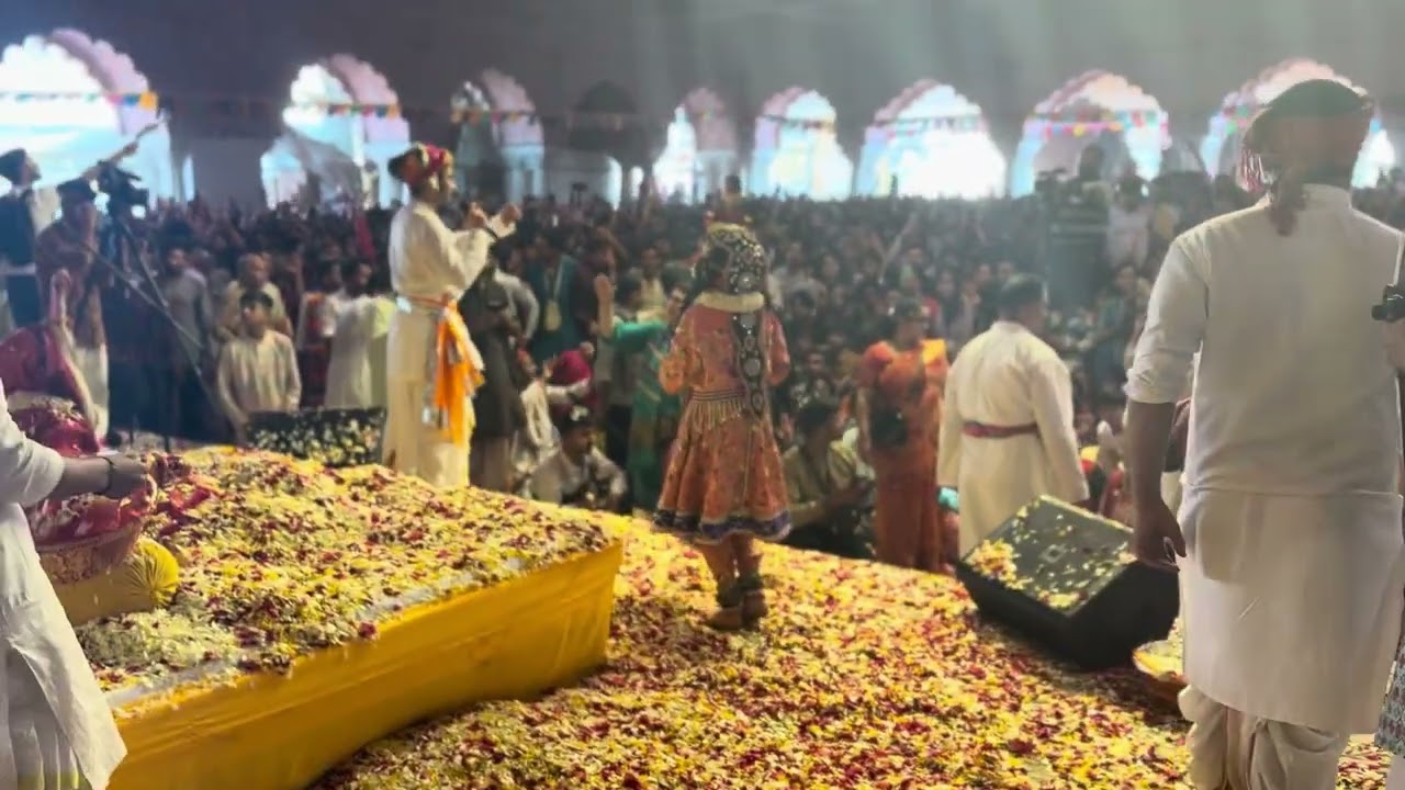 SHREE RADHETHAKUR JI MHARO GOVINDA MHARO JAIPUR 