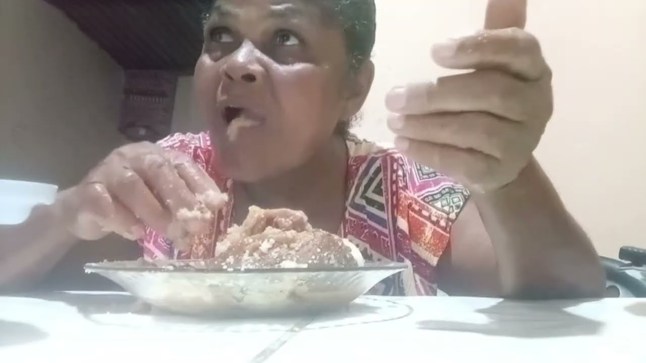 CARNE SECA COM FEIJÃO, E FATO 