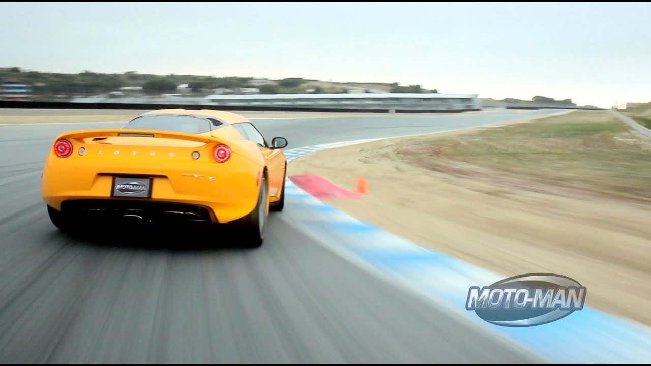Lotus Evora S в Лагуна Сека с главным инженером Lotus Мэтью Беккером