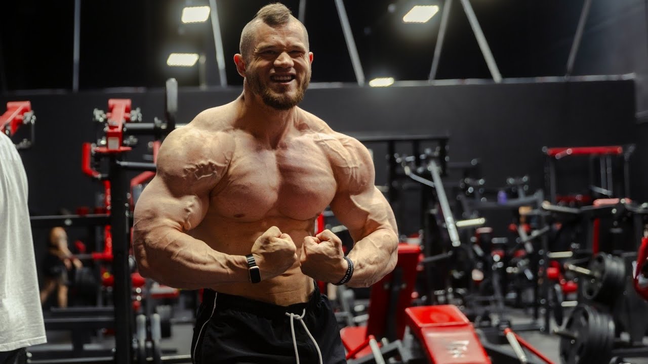 Chest workout: Classic vs Open