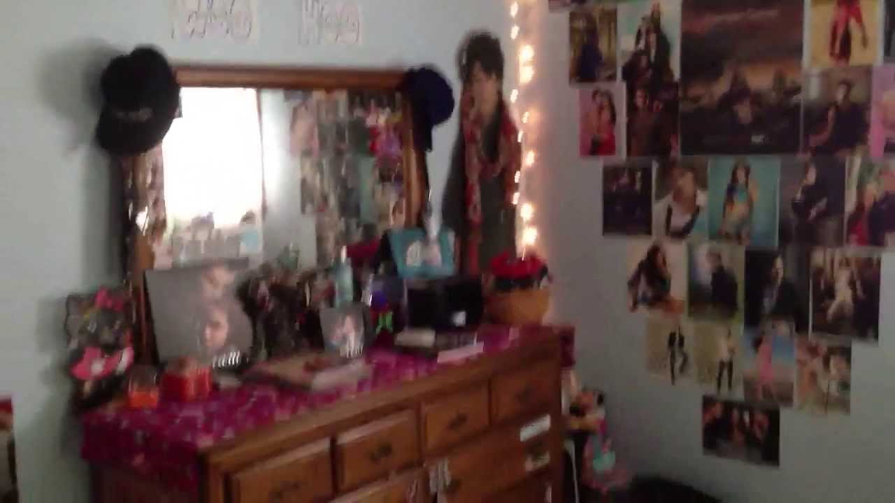 Updated Room Tour (July 2013)