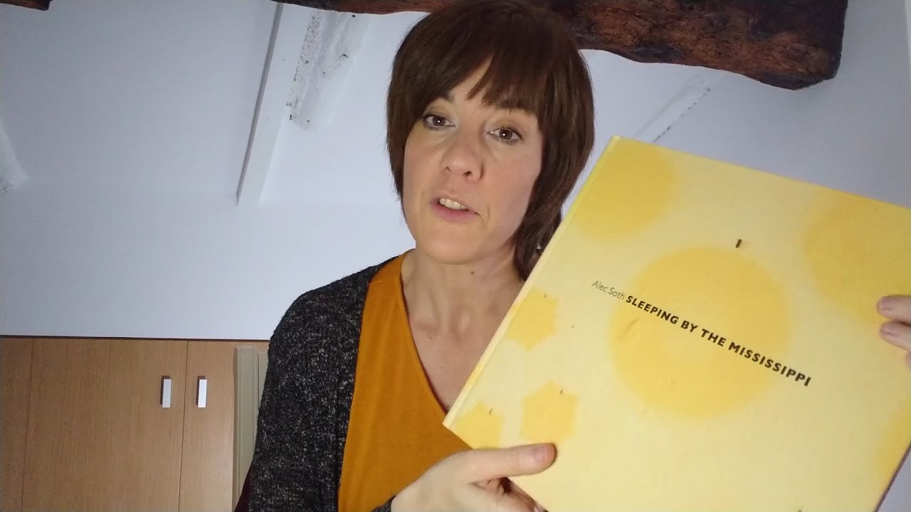 Echamos un vistazo a 'Sleeping by the Mississippi', de Alec Soth