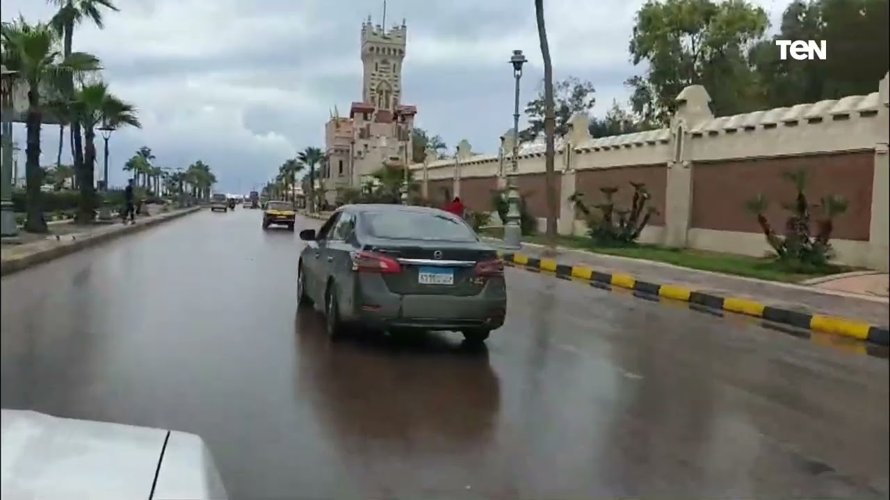 أمطار غزيرة تضرب الإسكندرية أثناء نوة المكنسة