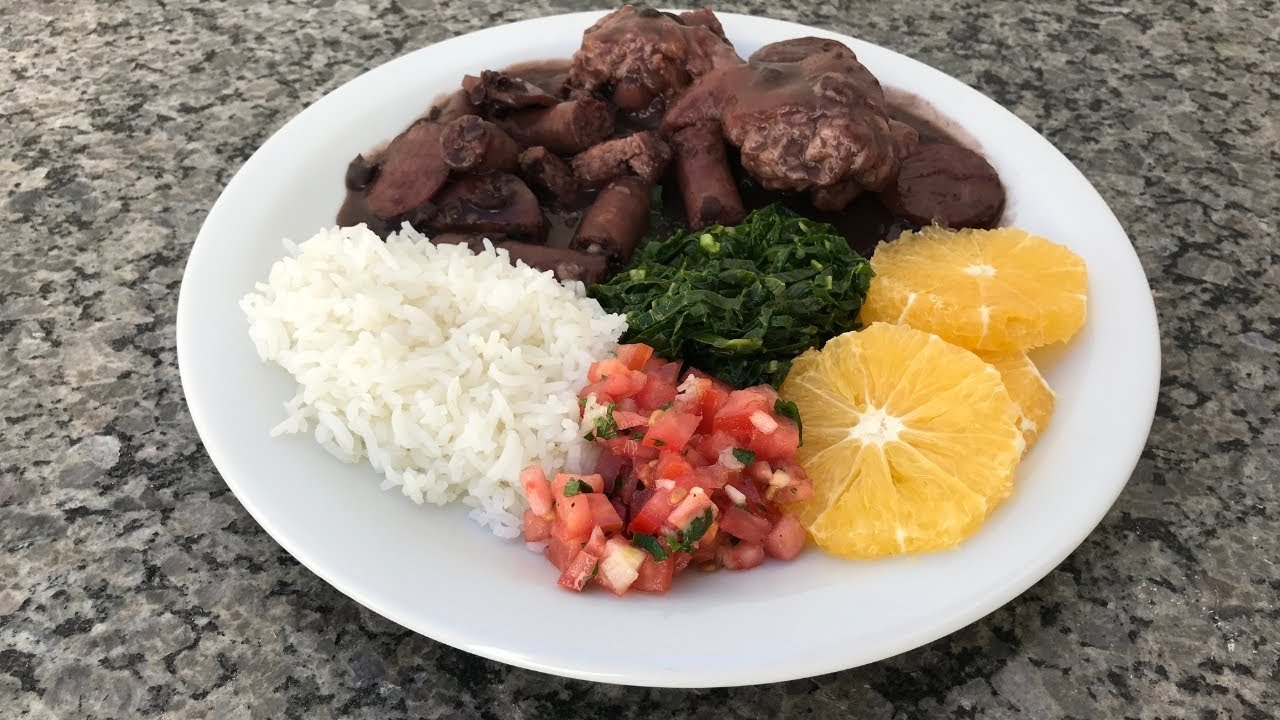 Como Fazer Uma Feijoada Completa e Leve Sem Gordura | Dica Para Congelar | Delícias da Eleni