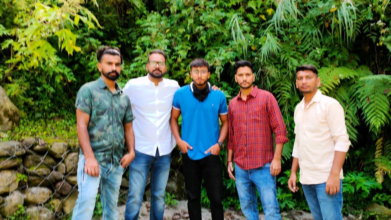 Manali vlog ( part 1) to explore van vihar National park, hadimba temple and mall road