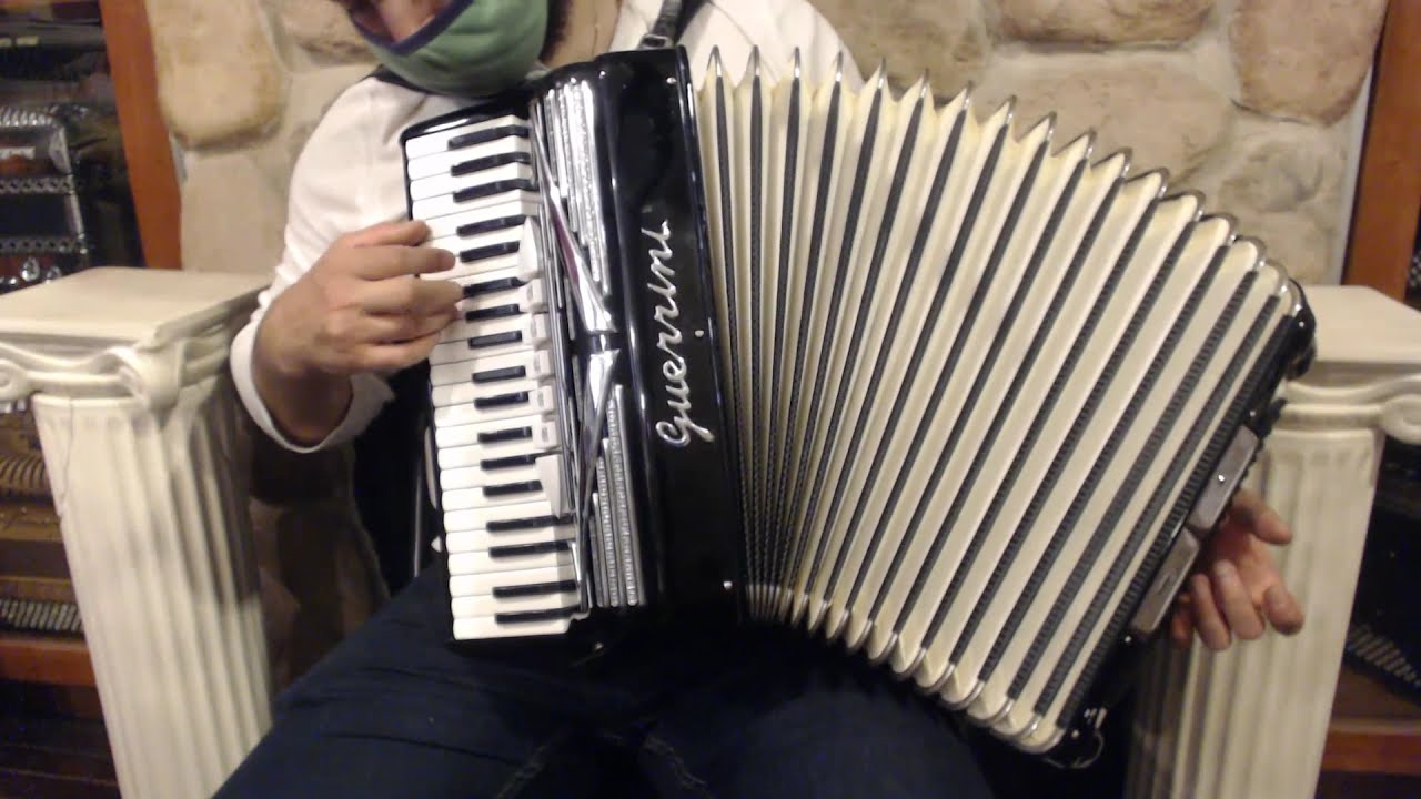 4796 - Black Guerrini I Ultra Compact Piano Accordion LM 41 120 $999