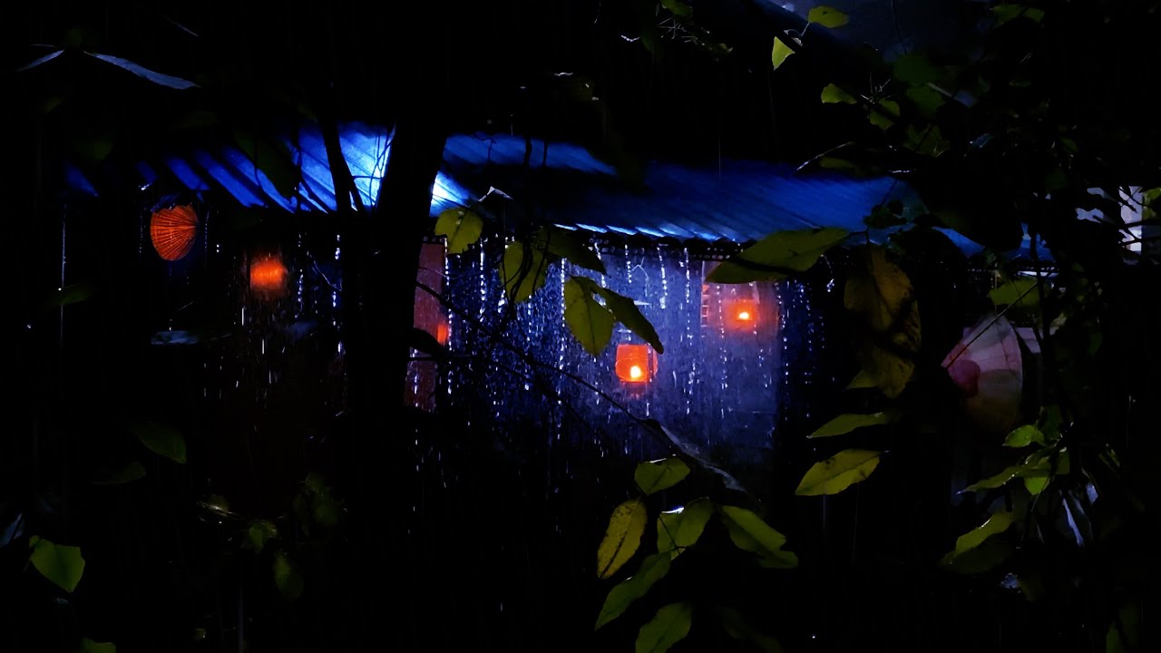 【Lantern Rain Night】8 Hours Rain Under Eaves for Sleep & Relax