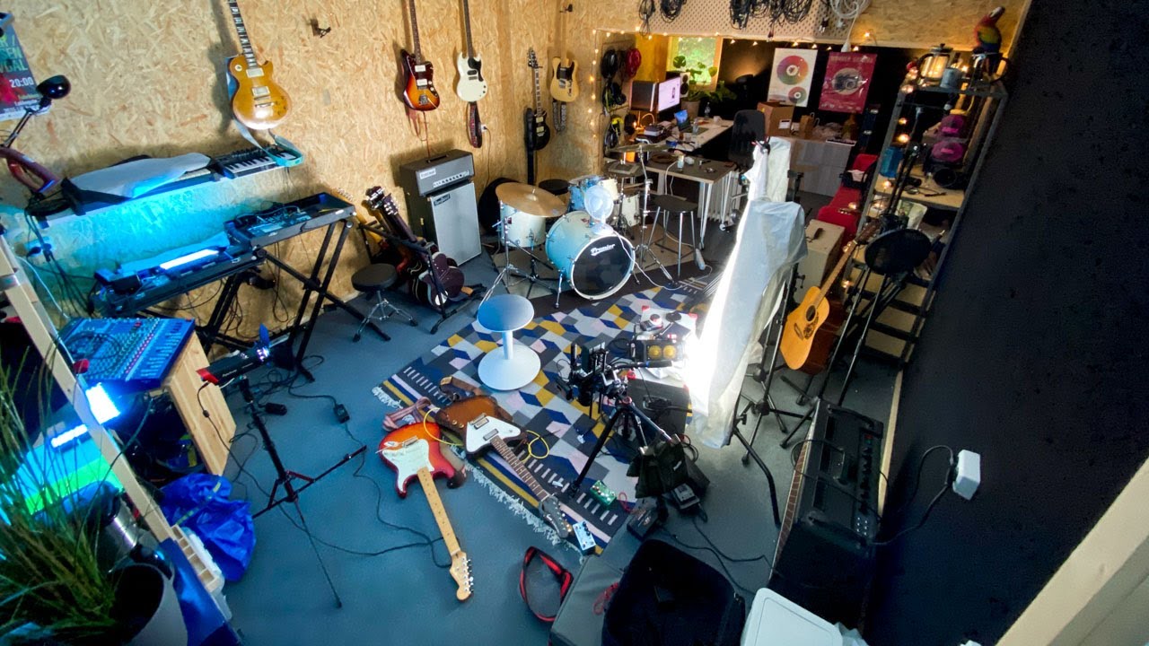 What's behind the scenes of a Gear Demo?