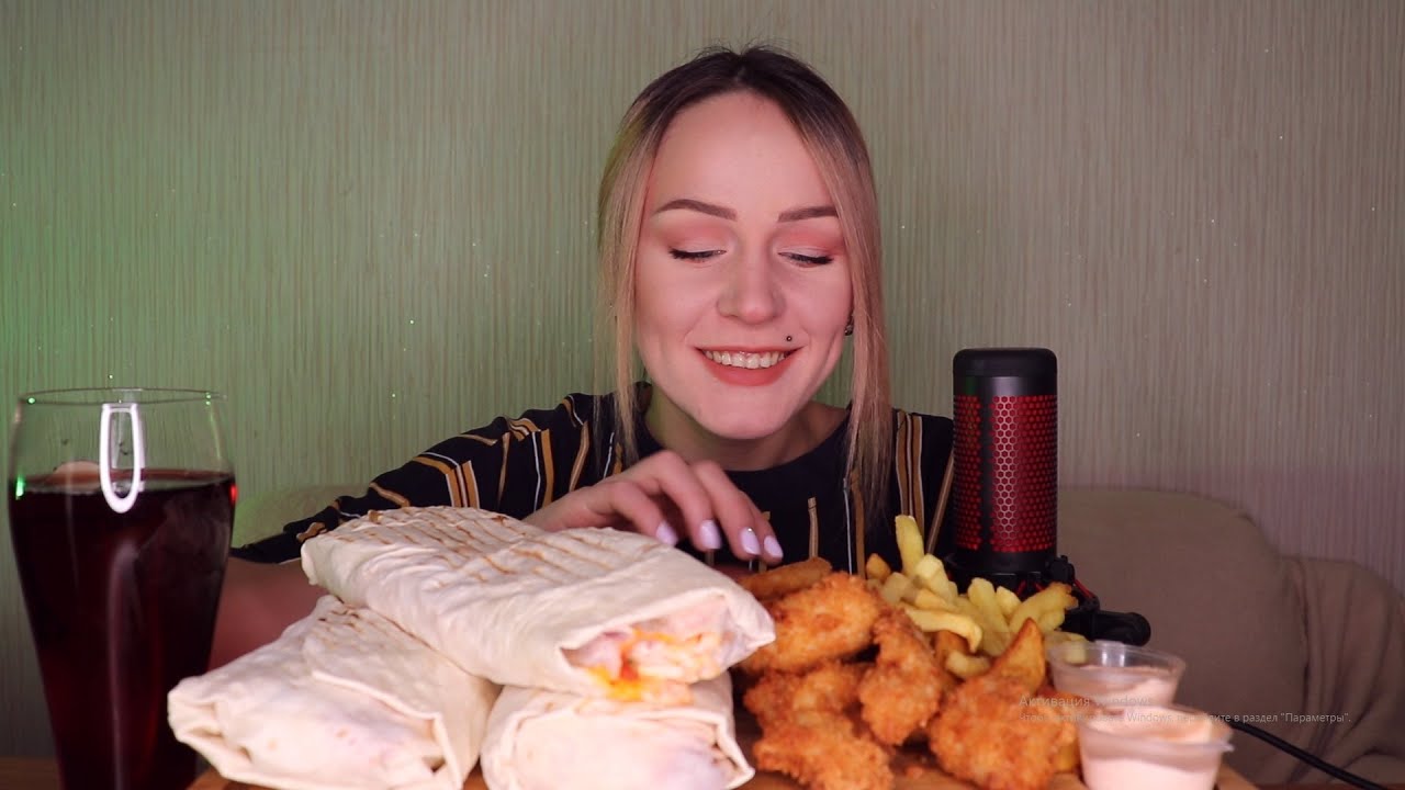 EATING | 3 острейшие шаурмы, закуски | 3 spicy shawarma не MUKBANG