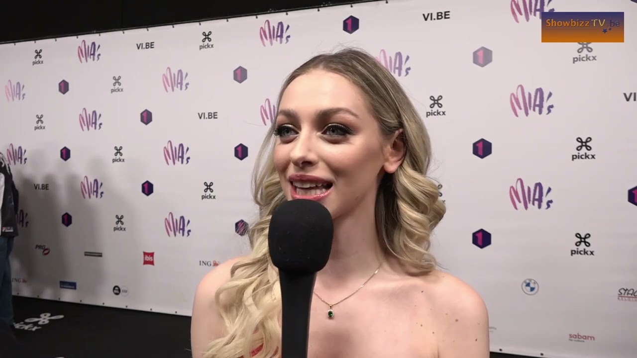 Camille op de MIA's: 'Doe ne keer normaal!'