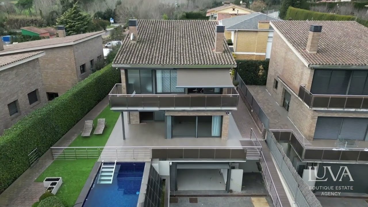 LUVA Vallromanes