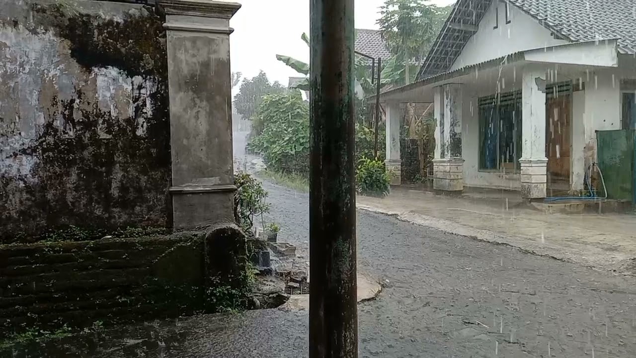 Zhuuzenli - HUJAN (original) 