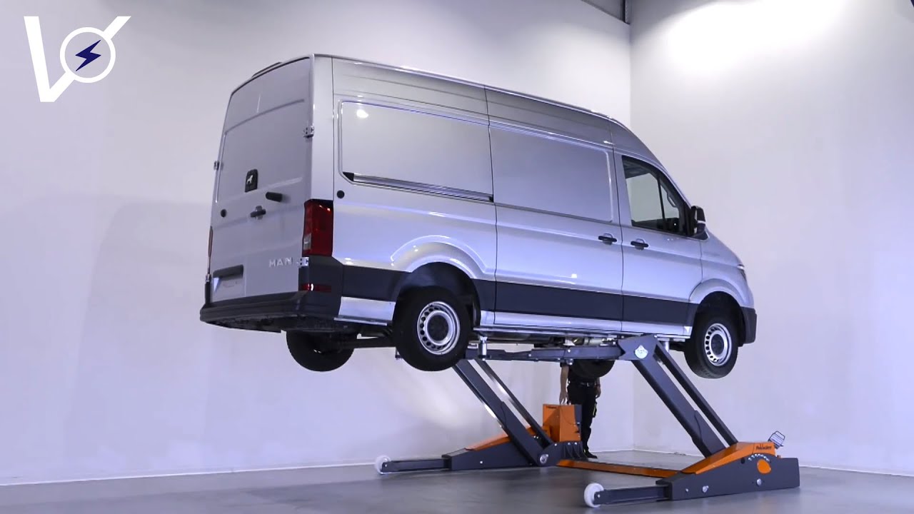Os Elevadores de carros mais incr&iacute;veis que voc&ecirc; precisa ver ▶ elevador de tratores