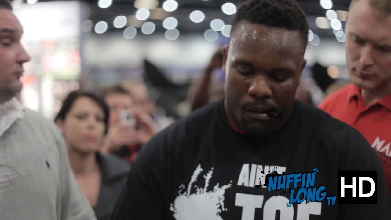 Nuffin'Long TV - Dereck Chisora open training session at Seni 2012 (HD)