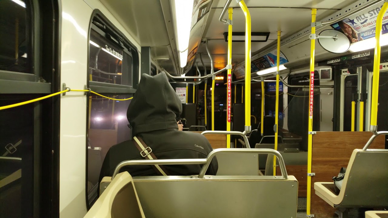 MiWay D40LF 0326 on Routes 68 and 91