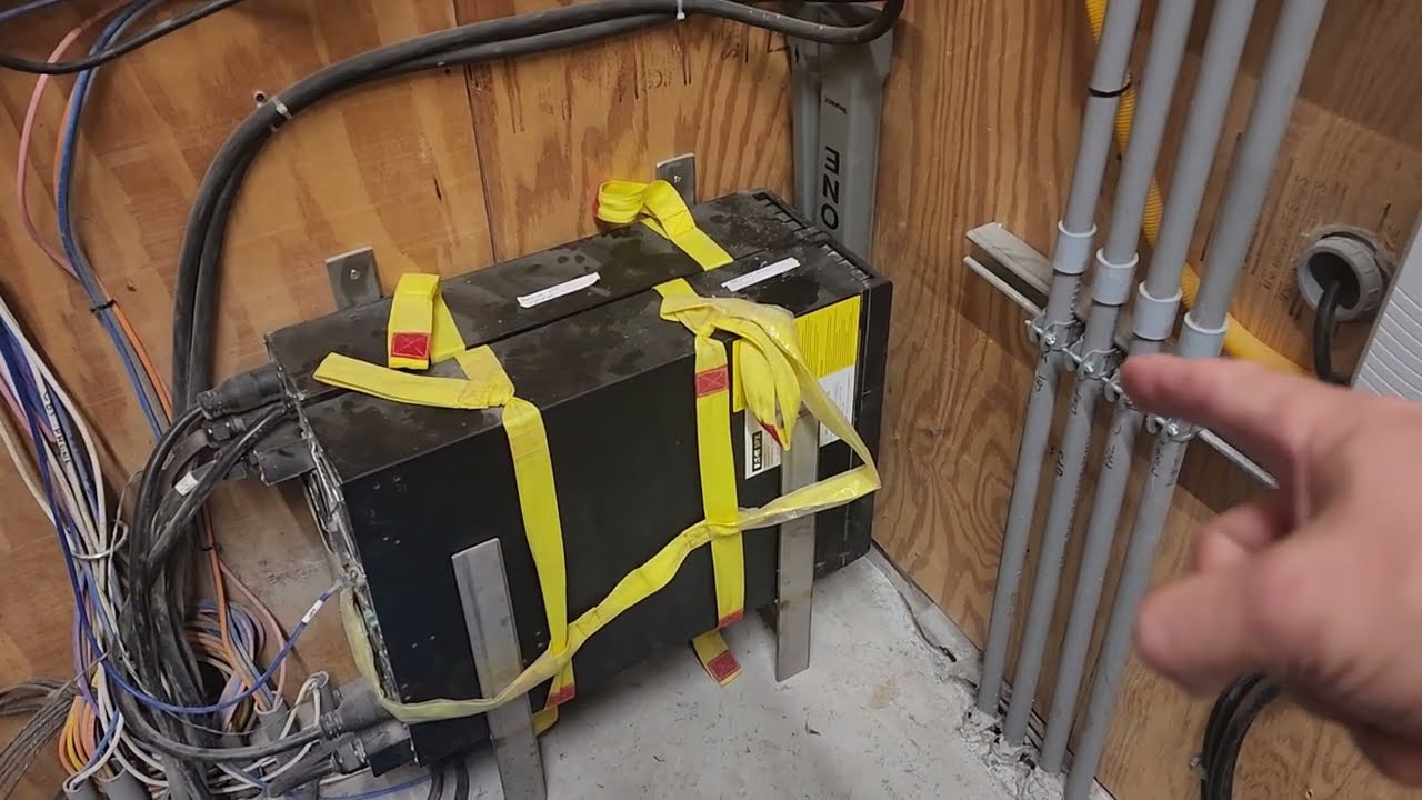 Changing a Battery on an Eaton 9PX Battery Backup