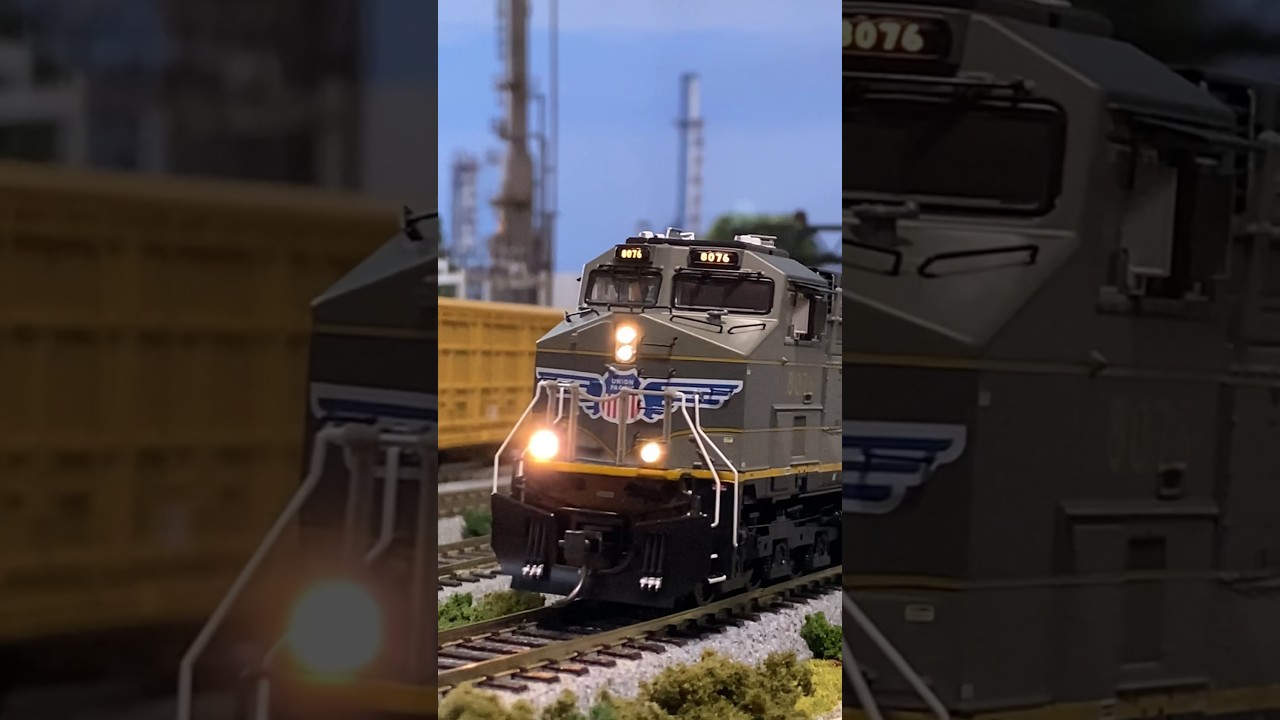 UP #8076 Big Power Drags Short Autorack Train - HO Scale #shorts #modeltrains #modelrailroad