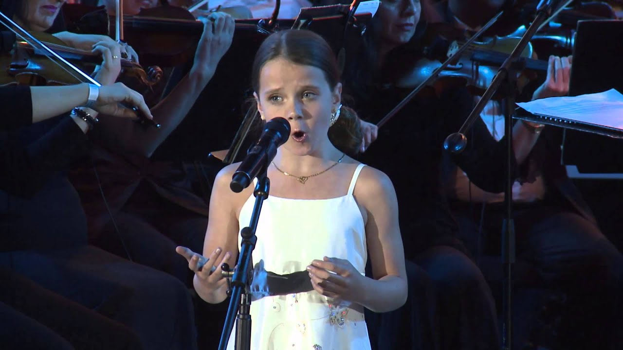 Amira Willighagen - 