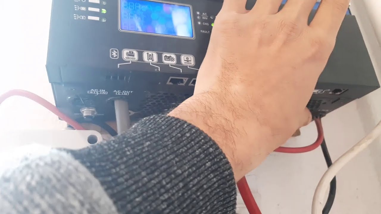 Ce inseamna invertor Hibrid si ce face?