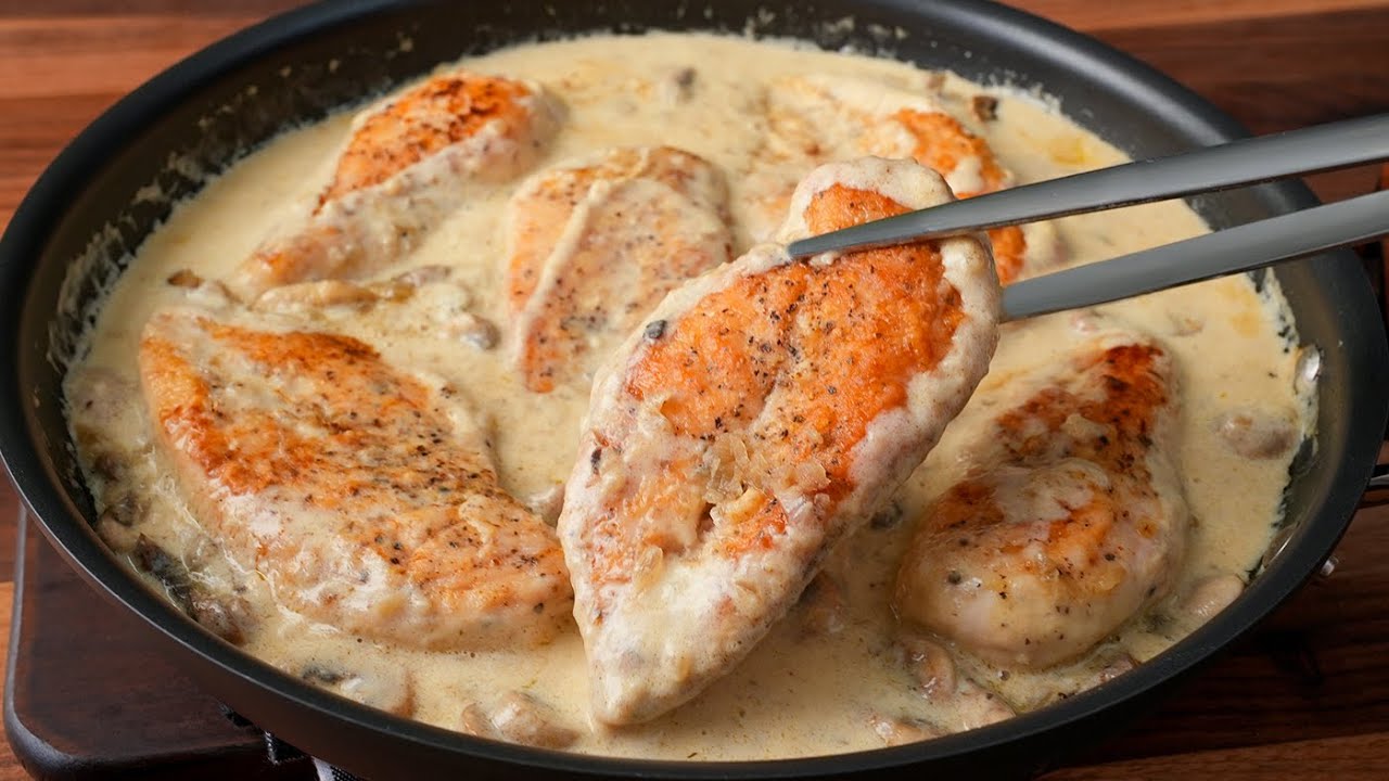 في طاسة واحدة 🥘جربوا ألذ صدور دجاج  بصوص الجريڤي..!