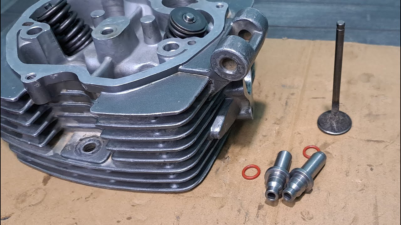 Cómo cambiar Guías de Válvula de culata utilizando como herramienta una Válvula