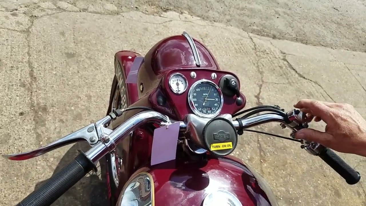 1. Ariel Square Four 1000cc 1955 года у Энди Тирнанса 