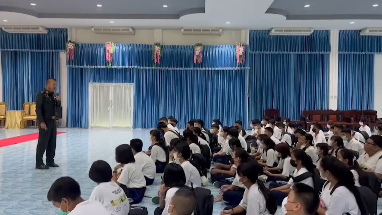 เสริมสร้างความรักชาติแก่นักเรียนเยาวชน
