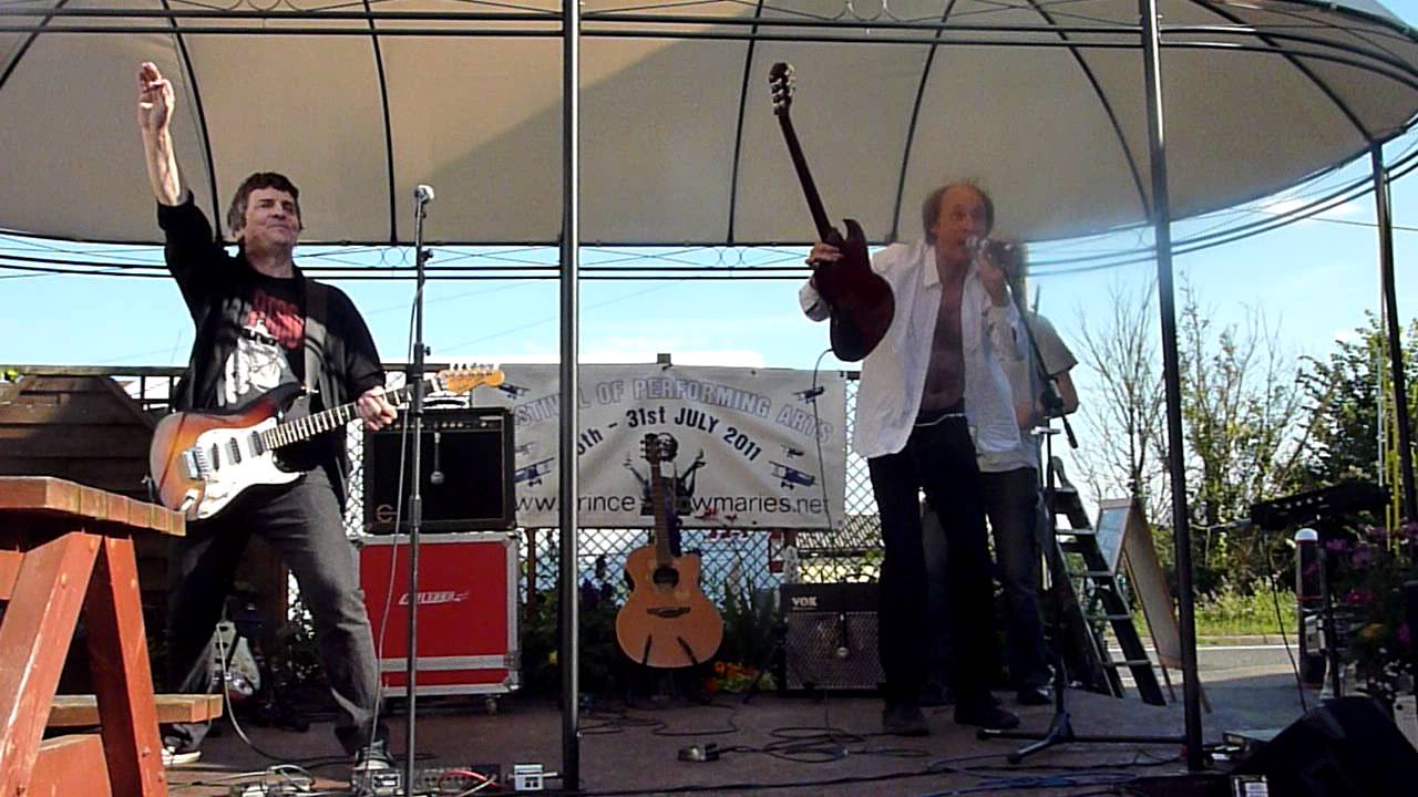 John Otway & Richard Holgarth 'You Aint Seen Nothing Yet' 24.7.11.