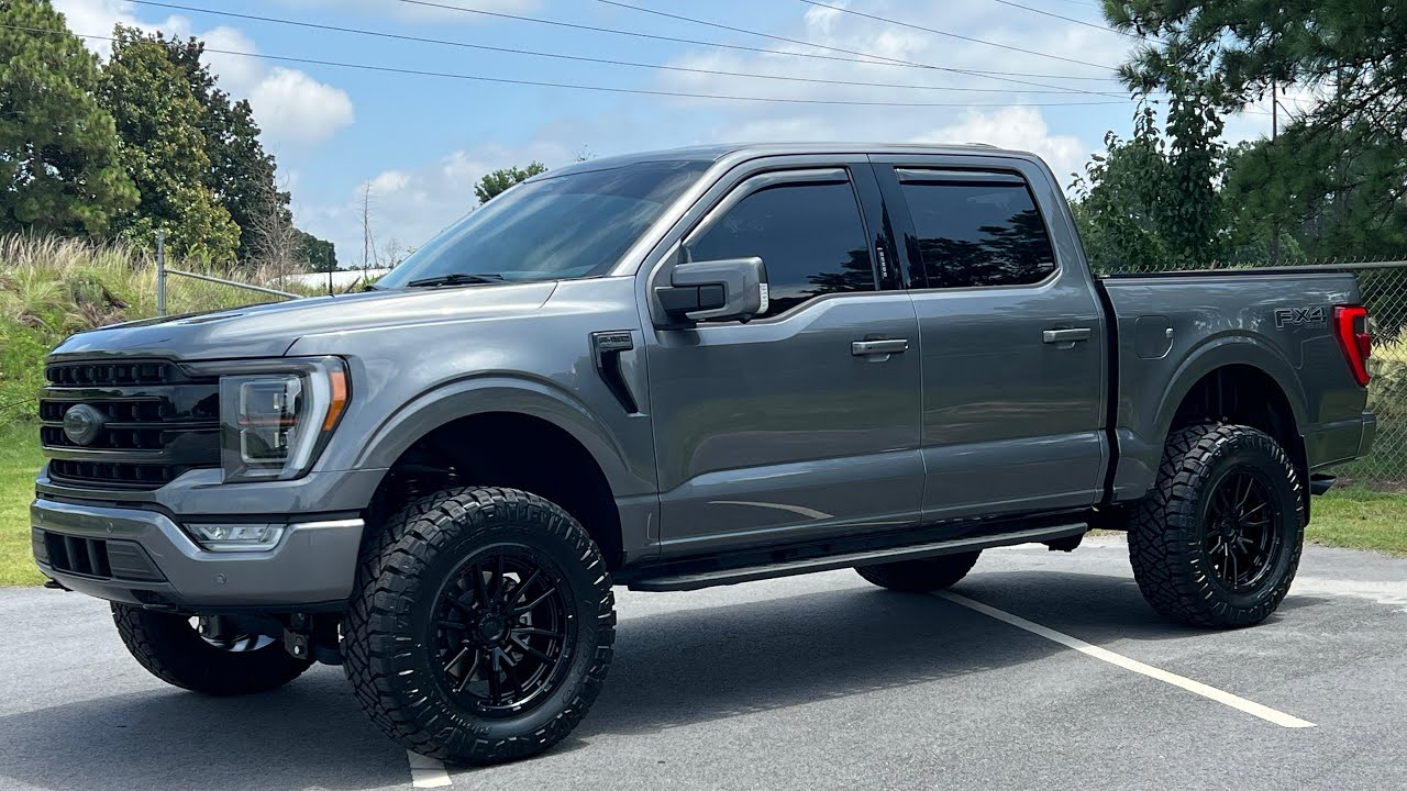 2023 Ford F150 4” BDS Fox lift kit on 35’s