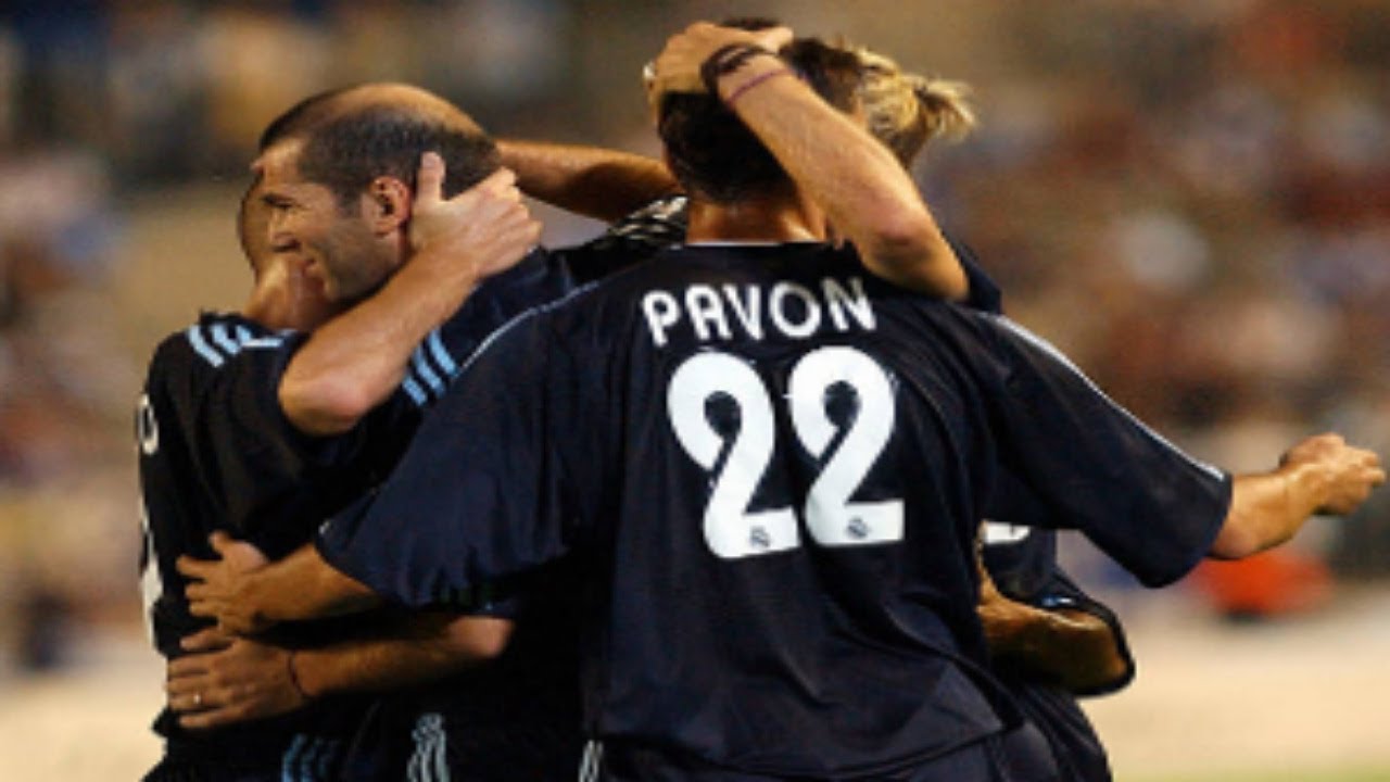 ZIDANE VS MÁLAGA CF (21/09/2003)