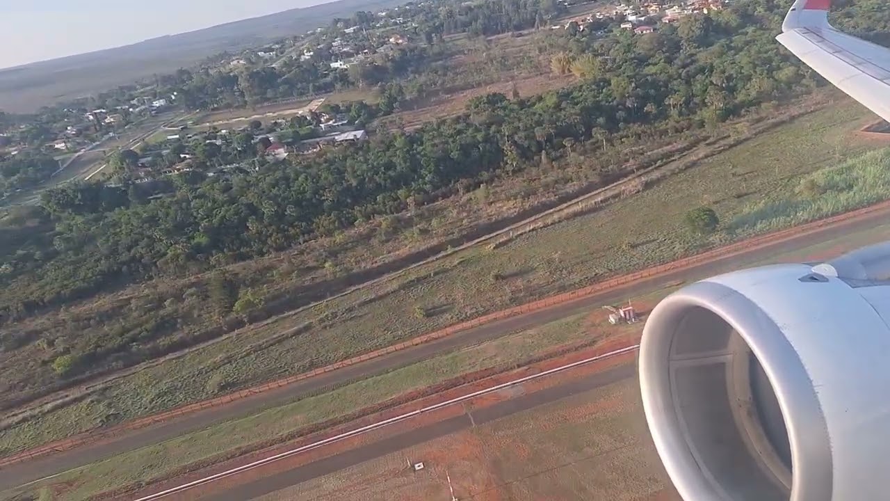 Decolagem em Brasília (BSB) - LATAM Airbus A321-211