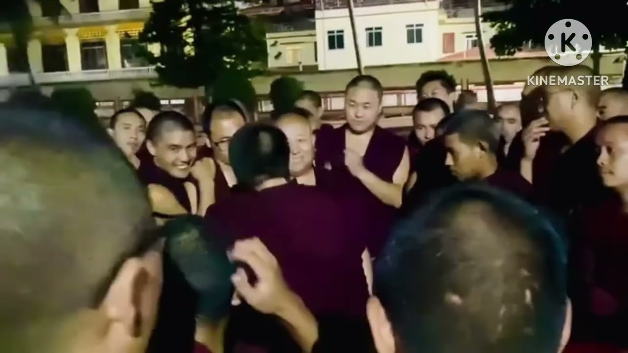 452 དམ་བཅའ་སེར་བྱེས་དགེ་བཤེས་ངག་དབང་ཐོགས་མེད། རྩོད་མཁན་སྒོ་མང་དགེ་བཤེས་བསྟན་འཛིན་ཐོགས་མེད་སོགས།