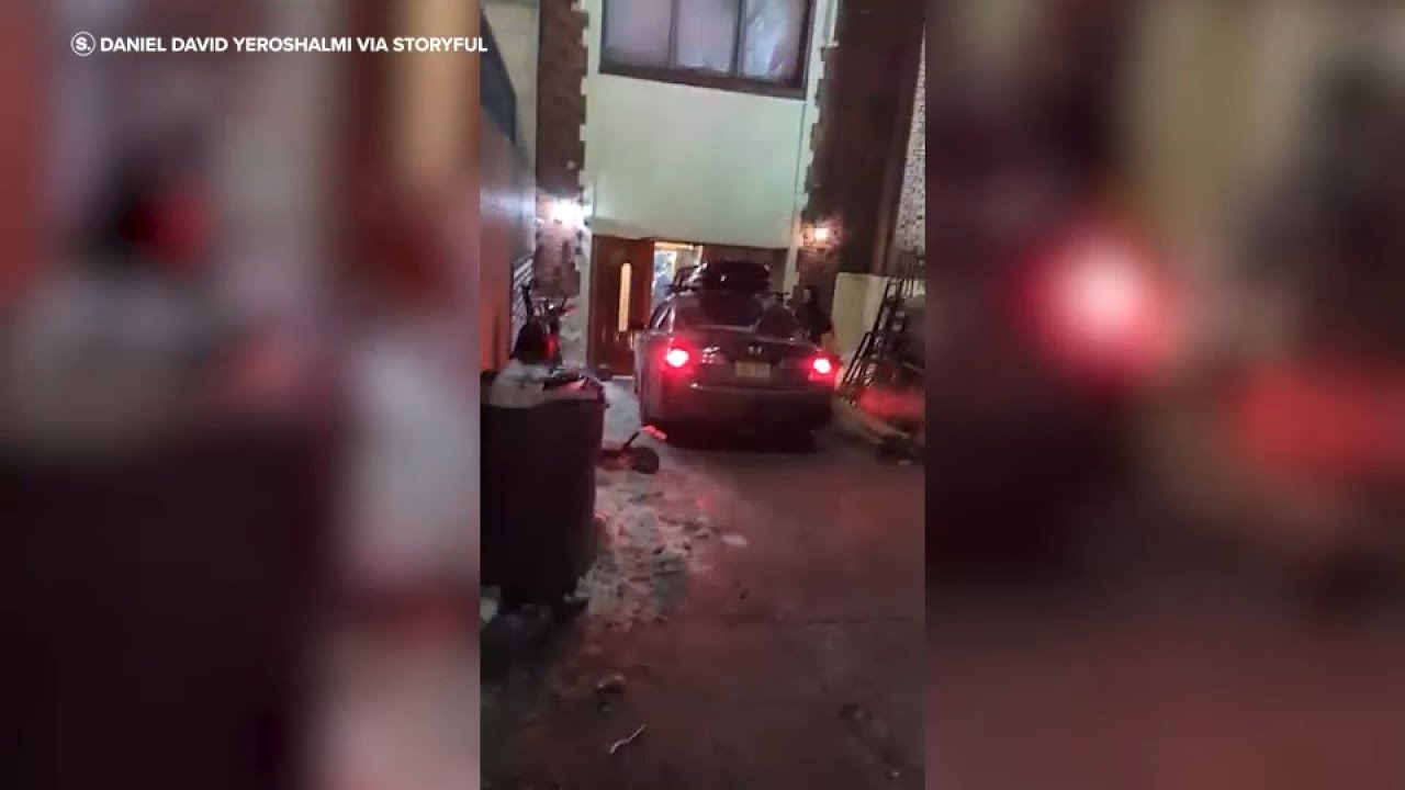 Man accused of ramming car in Chabad charged