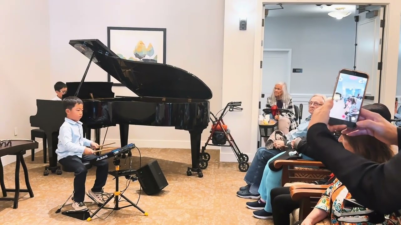 Interstellar ｜piano & drum volunteer performance at Woodbridge Terrace of Irvine