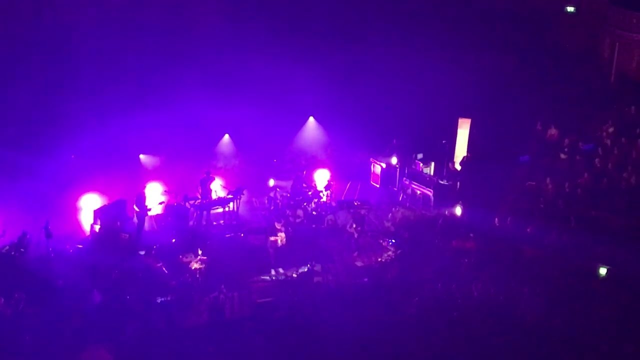 Walking Backwards by Ben Howard - Live in The Royal Albert Hall, London 01/06/2023