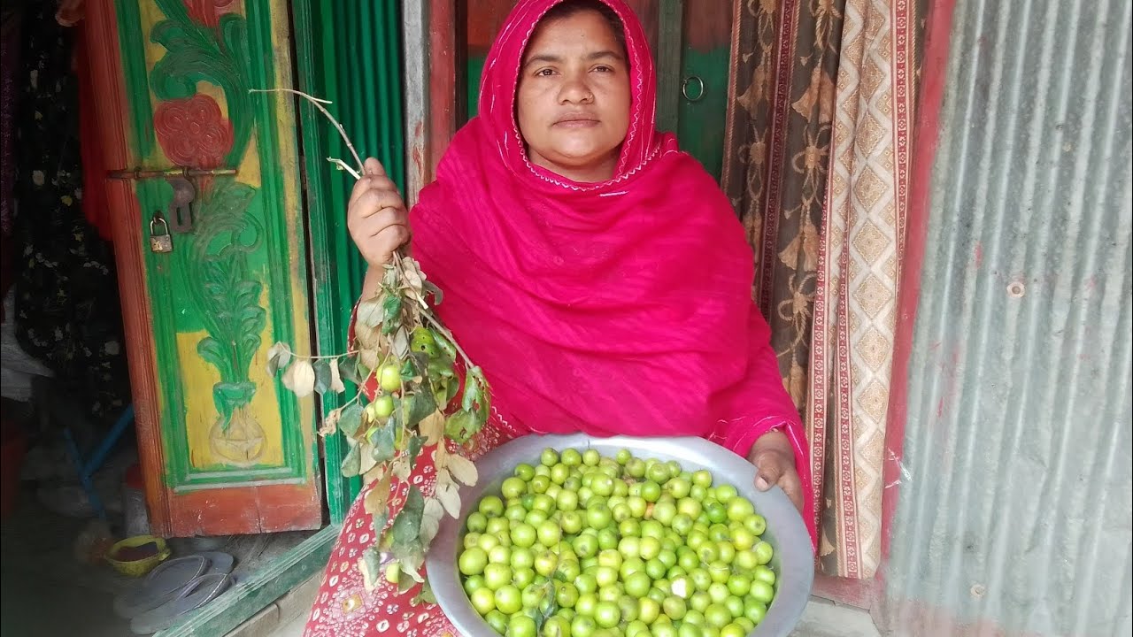 বড়ই খাচ্ছি। 