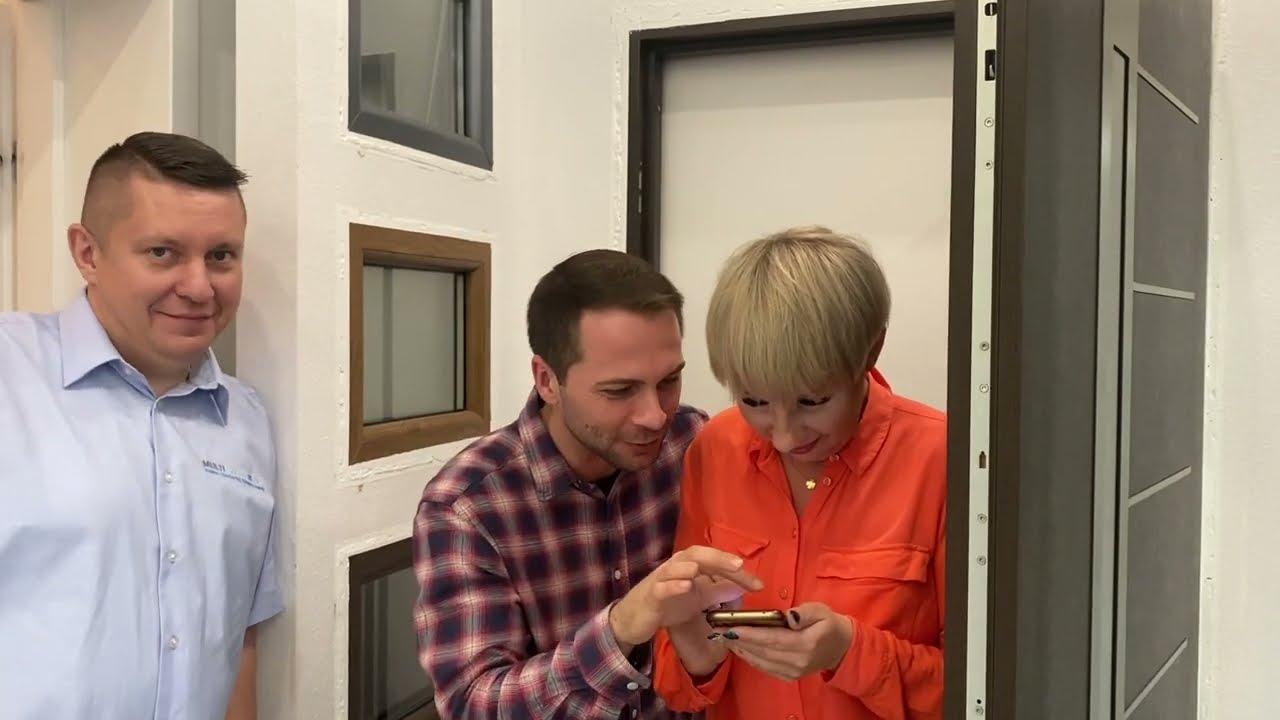 Systemy kontroli dostępu do drzwi, sterowanie za pomocą smartfona.