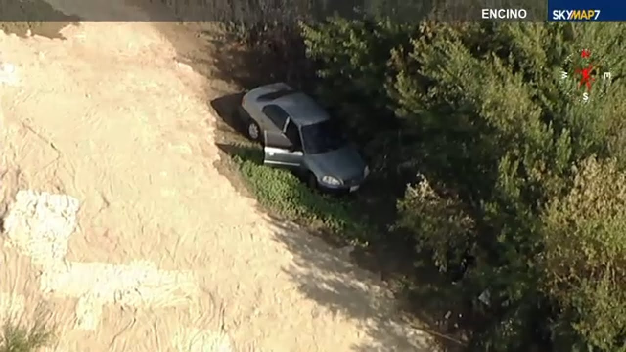 FULL CHASE: Driver crashes into ditch after chase ends near walking trail